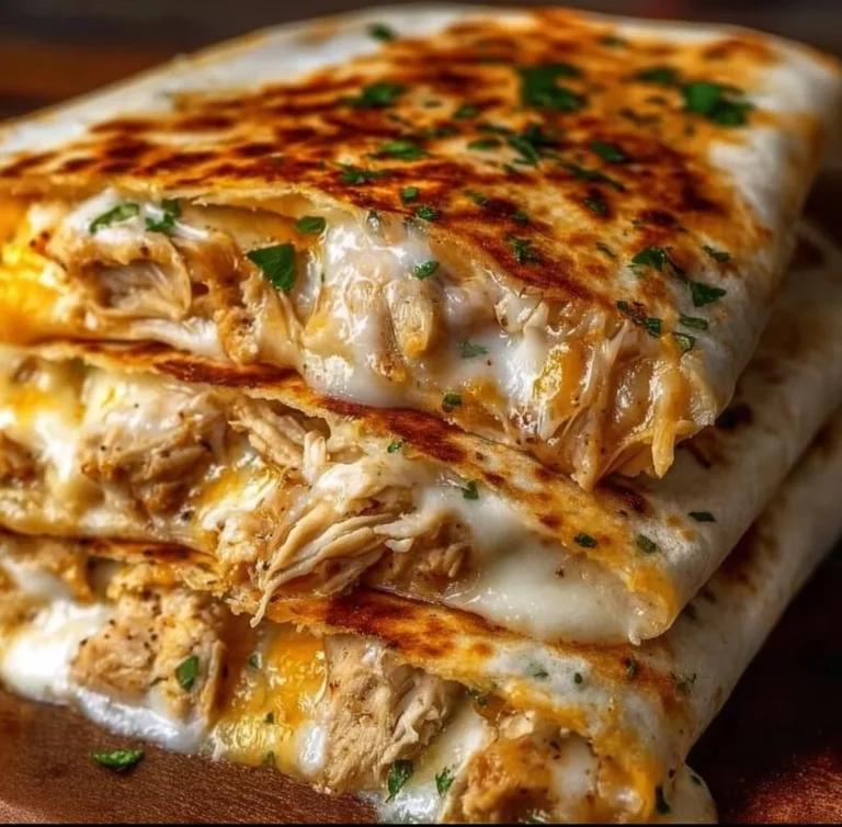 Cheesy Garlic Chicken Wraps