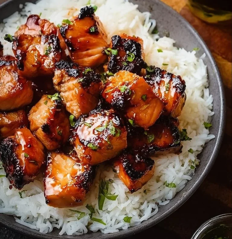 Air Fryer Bang Bang Salmon Bites