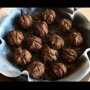 Dark Chocolate Peanut Butter Protein Bites for a healthy snack