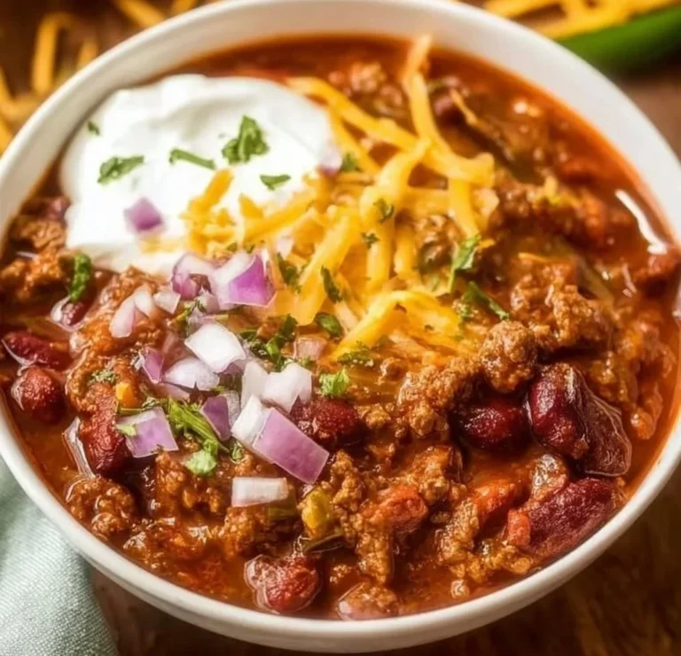 Pin by Lisa Hovey on Soups | Crockpot recipes slow cooker, easy chili recipe, slow cooker chili recipe
