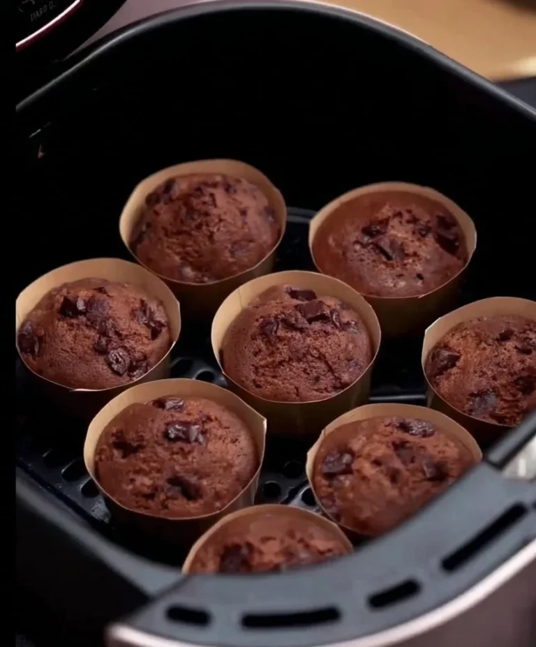 Air Fryer Chocolate Cupcakes
