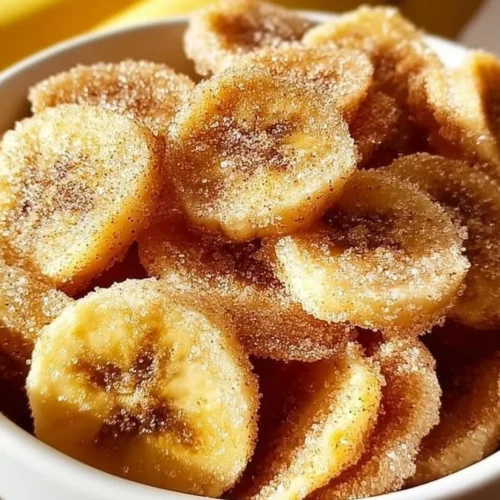 Healthy air fryer cinnamon banana chips recipe with crispy texture
