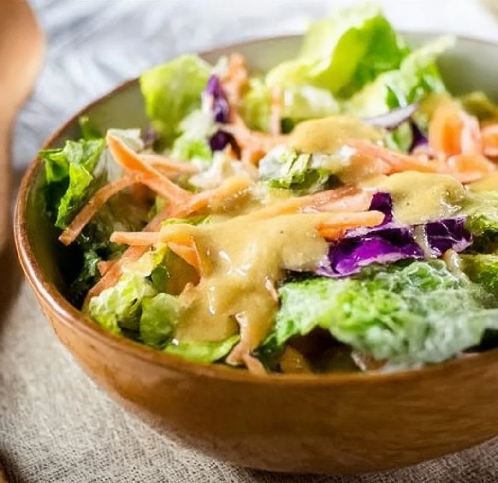 Delicious Benihana Ginger Salad Dressing in a bowl, perfect for salads.