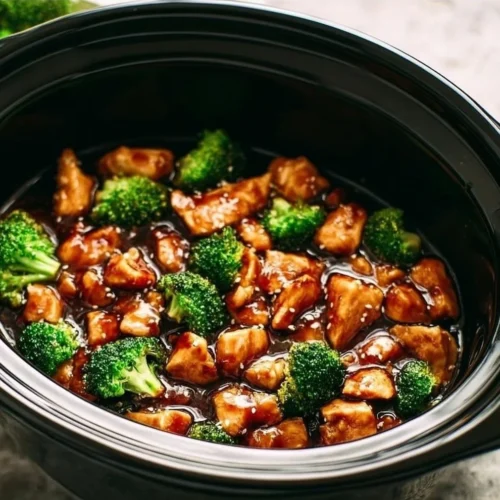 Delicious Dump and Go Crockpot Teriyaki Chicken served on a plate