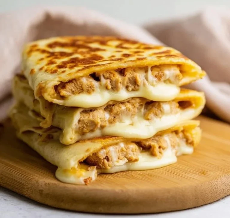 Easy Cheesy Garlic Chicken Wraps Recipe