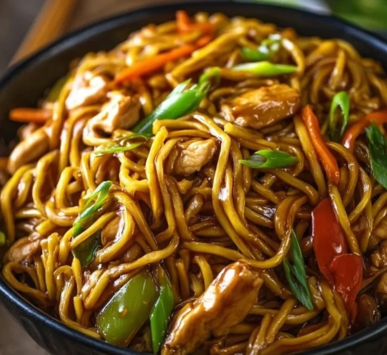 Easy Chicken Lo Mein Ready in 30 Minutes for Cozy Nights