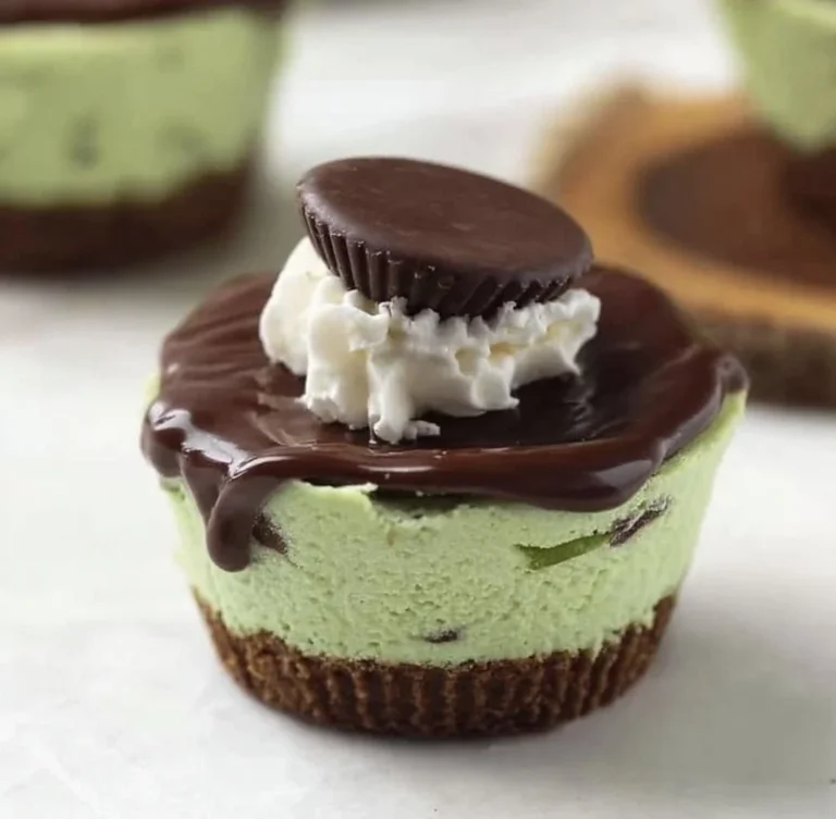 Keto Thin Mint Cheesecakes