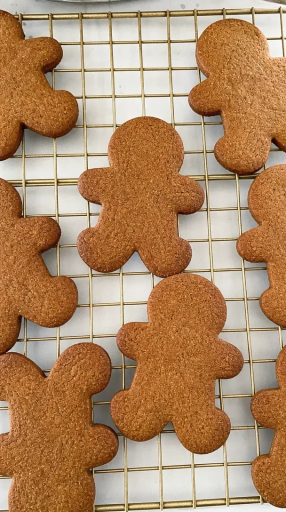 Easy Diabetes-Friendly Gingerbread Cookies